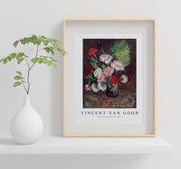 Vincent Van Gogh-Vase with Carnations 1886