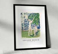 
              Edvard Munch - Girls Picking Apples 1915
            