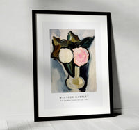 
              Marsden Hartley - Pink and White Flowers in a Vase (1929)
            