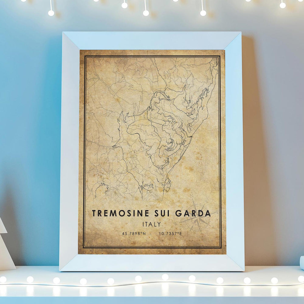 Tremosine Sui Garda, Italy Vintage Style Map Print 