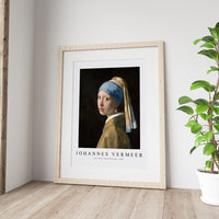 Johannes Vermeer - Girl with a Pearl Earring 1665