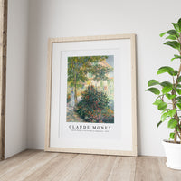 Claude Monet - Camille Monet in the Garden at Argenteuil 1876