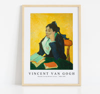 
              Vincent Van Gogh - Madame Joseph-Michel Ginoux 1888-1889
            