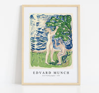
              Edvard Munch - Girls Picking Apples 1915
            
