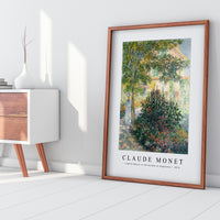 Claude Monet - Camille Monet in the Garden at Argenteuil 1876